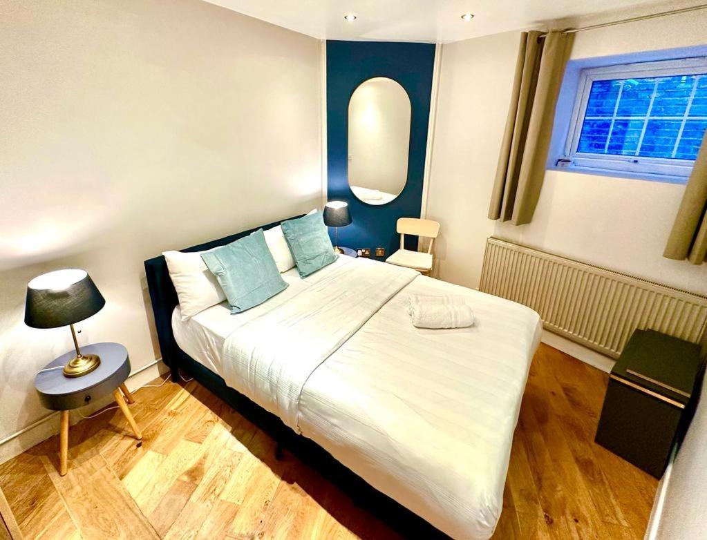 30 Secs To Euston Station Apartment London Exterior photo